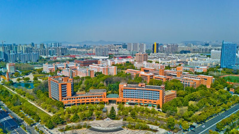 工业自动化中的电子元件与器件：揭秘其关键作用